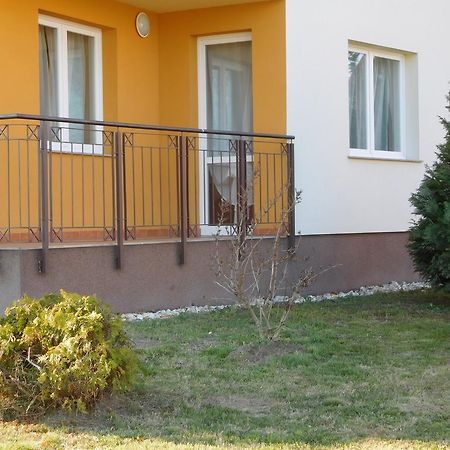 Jade Apartment Hegykő Exterior foto